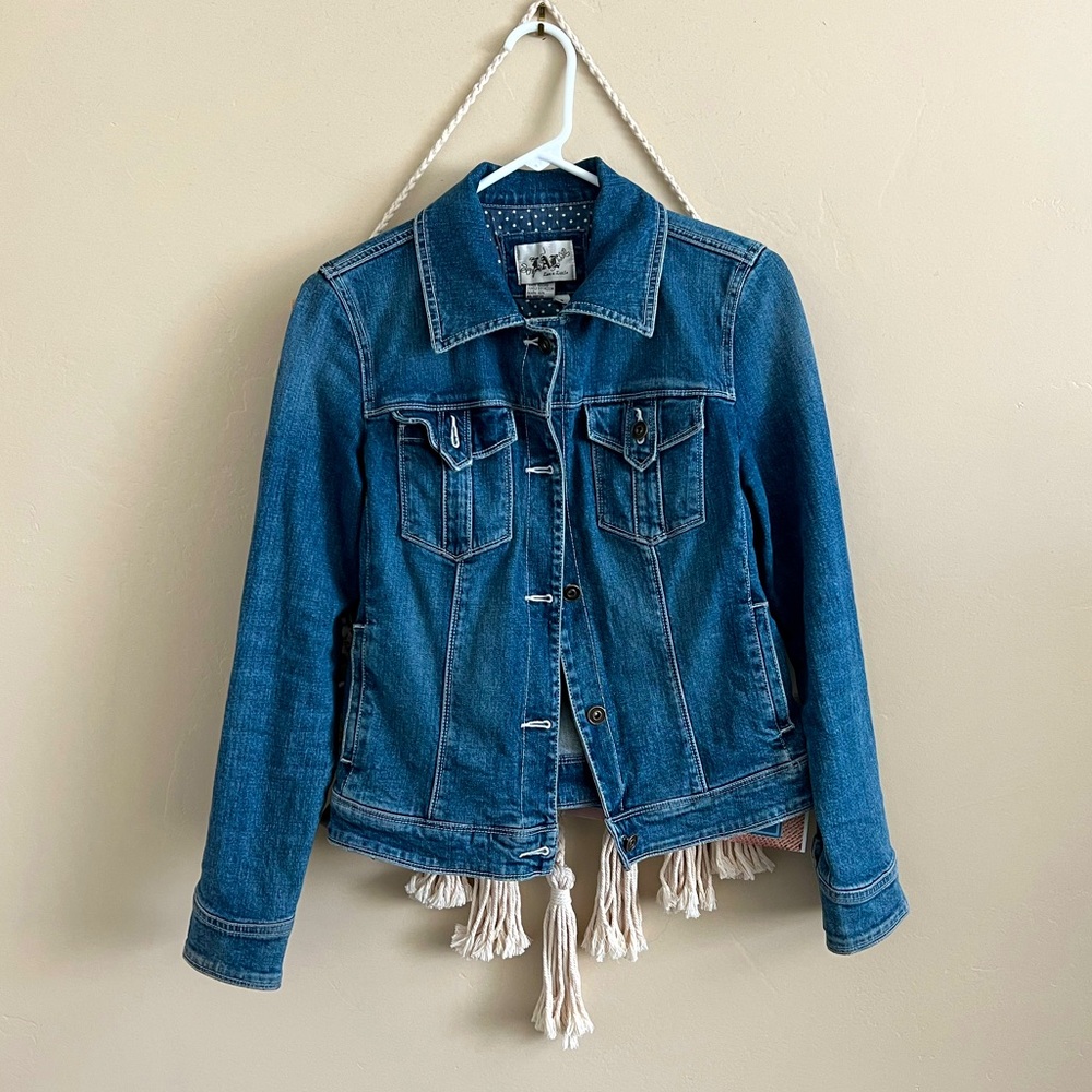 Lightly worn womens jean jacket